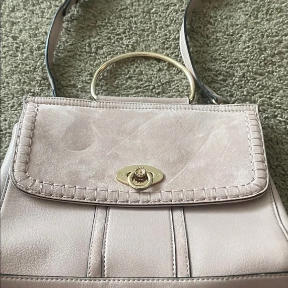 Elegant Pink Shoulder Bag - Picture 3 of 4